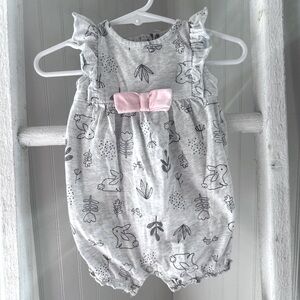 Carter’s 0-3 month romper